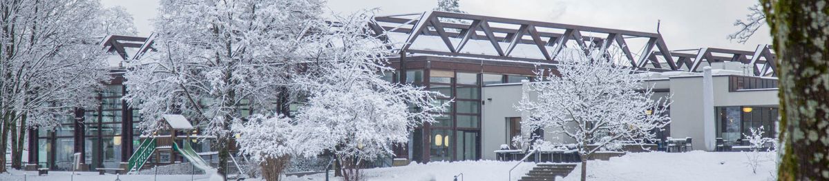 Hallenbad Kilchberg im Winter