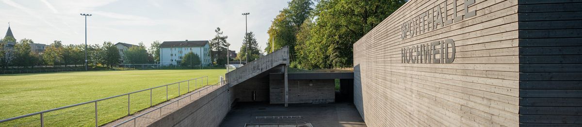 Aussenansicht Sporthalle Hochweid, Kilchberg